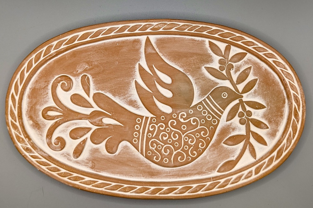 Korissa Terracotta Bread Warmer Oval Dove Peace Bird Christmas Dinner 10.75x6.5”